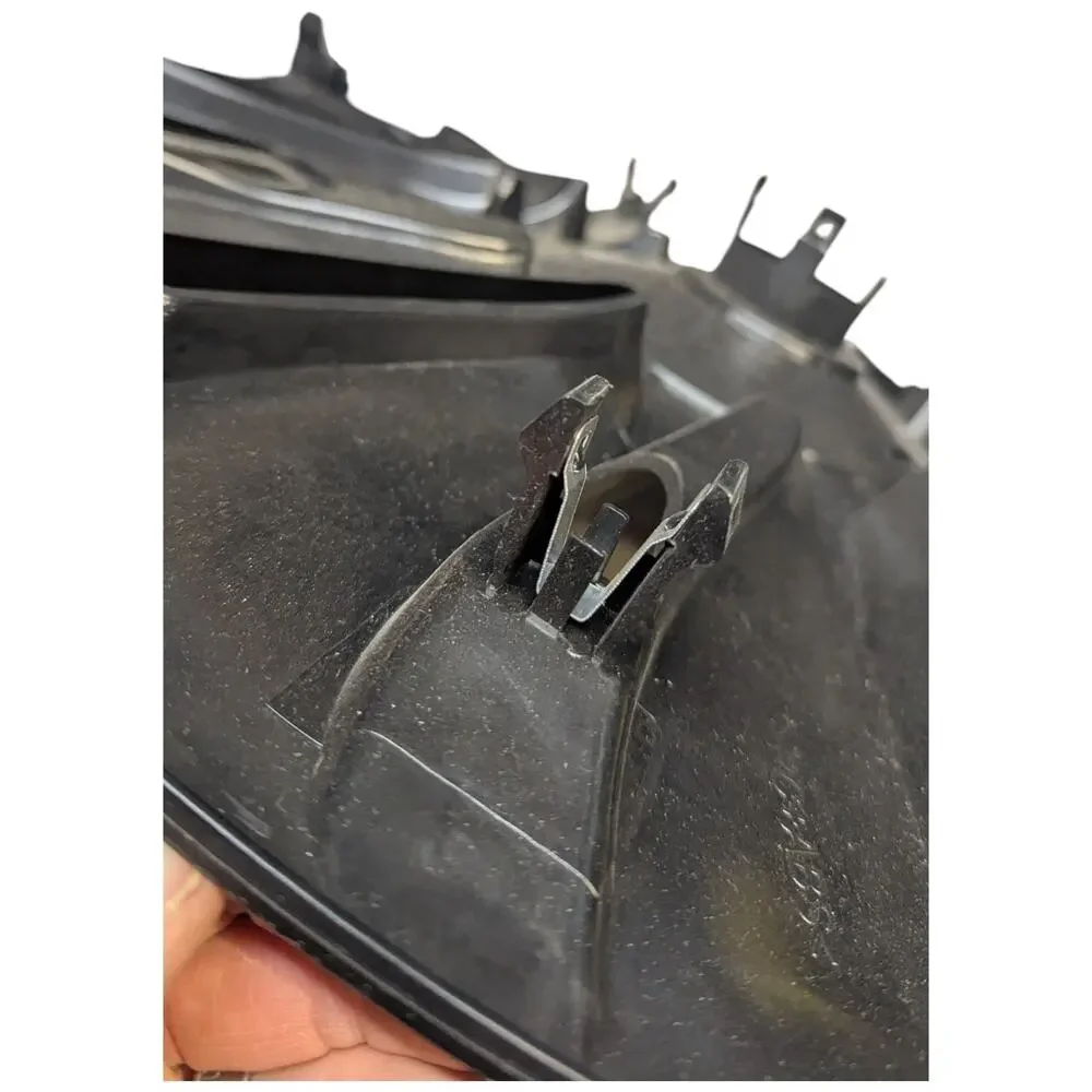Tesla Model Y Hubcap Clips for Wheel Cover Rim 7